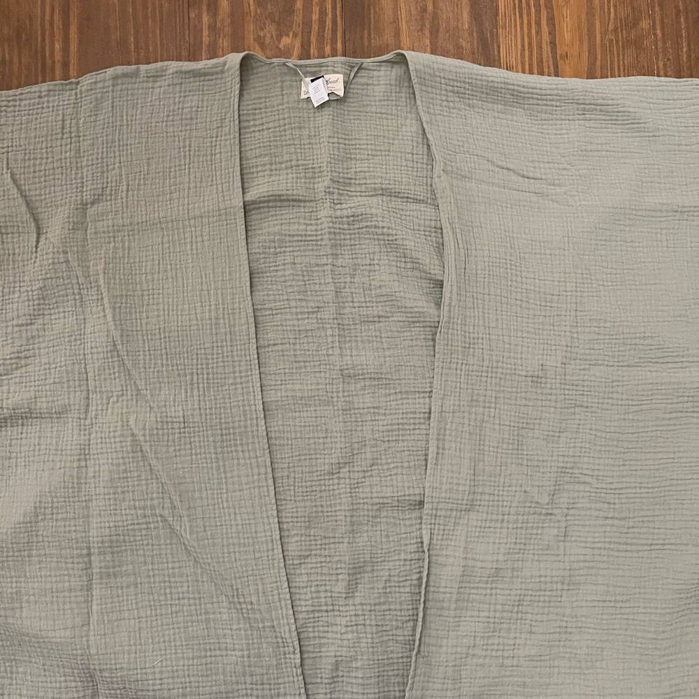 Universal Thread Light Green Wrap